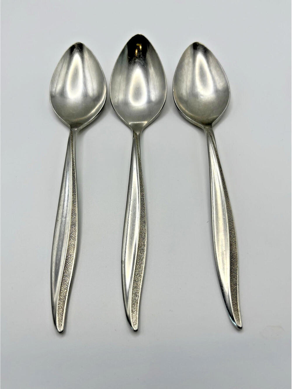 Oneidacraft Deluxe Textura VTG Stainless Teaspoons Silver Bundle of 3  2472.1